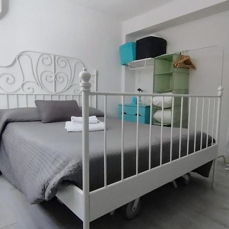 Apartamento 1 Dormitorio Y Salon Con Sofa Cama Bien Comunicado Con El Centro Sevilla Exterior foto