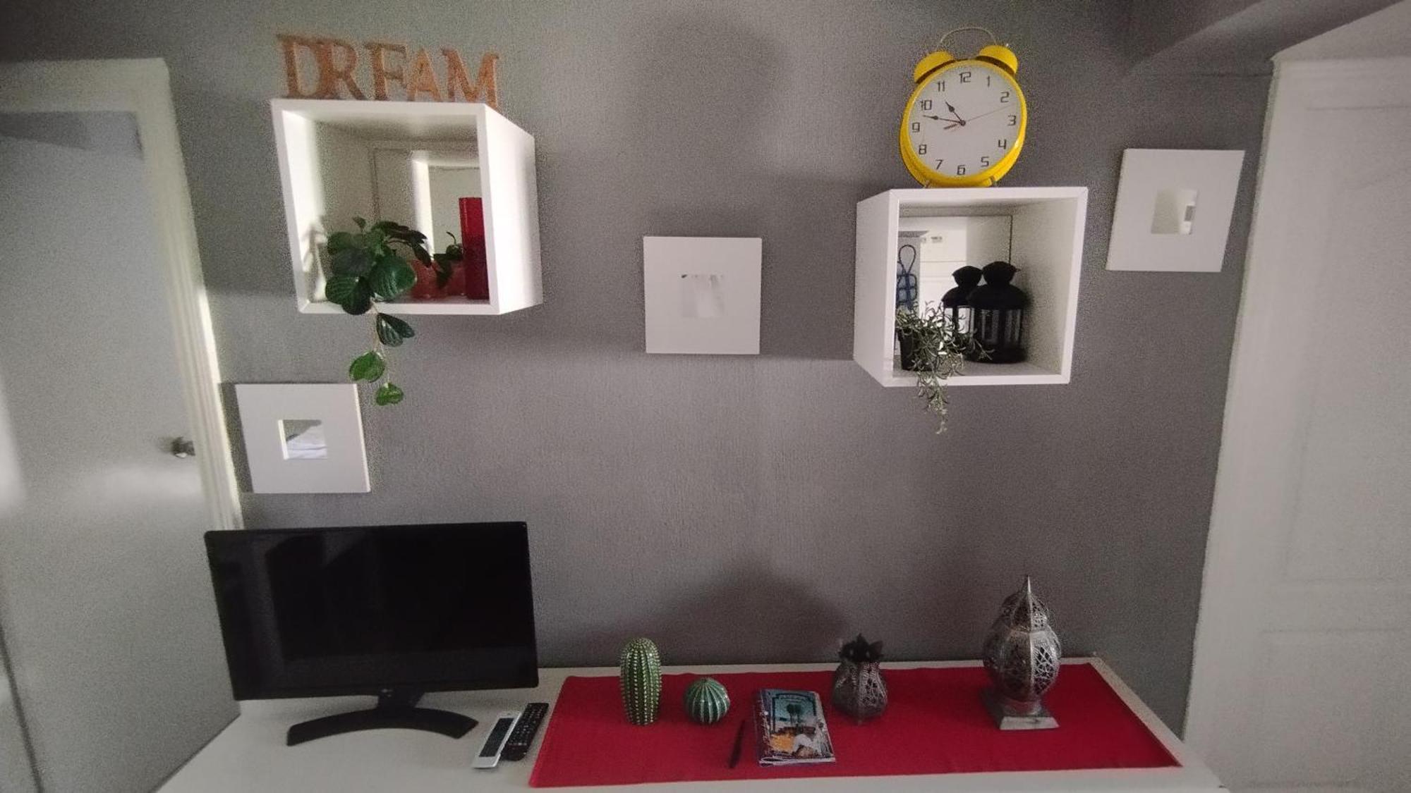 Apartamento 1 Dormitorio Y Salon Con Sofa Cama Bien Comunicado Con El Centro Sevilla Exterior foto